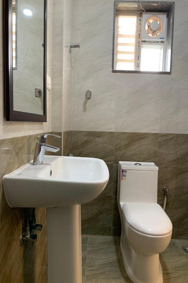 Vennela Hotel Apartments Бангалор Экстерьер фото